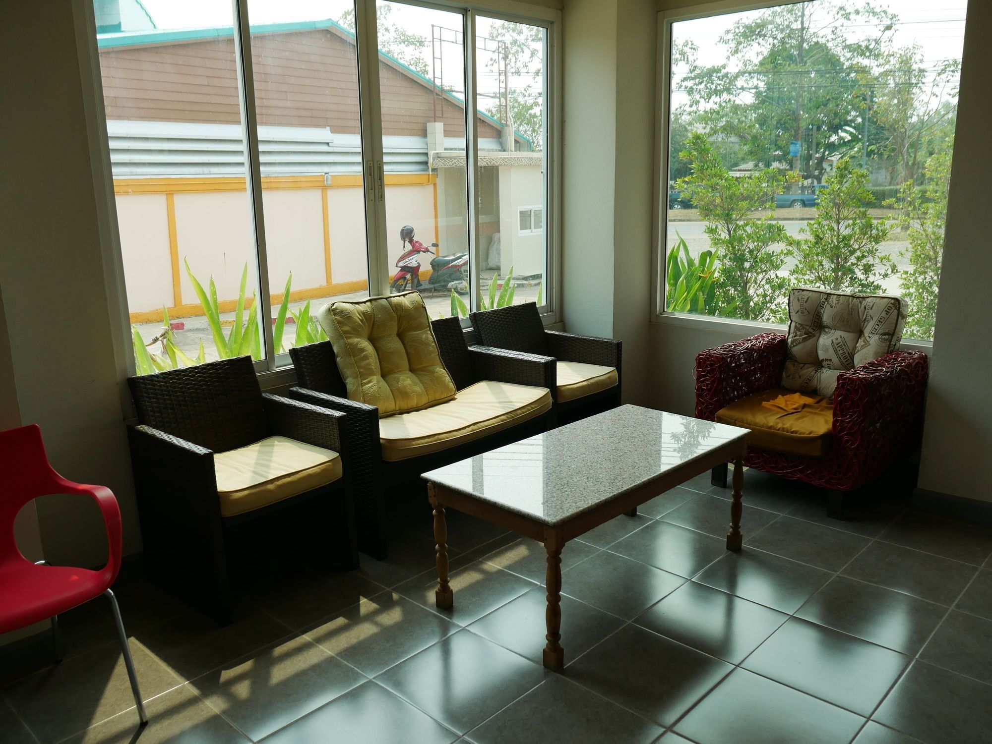 Pk Hotel บุรีรัมย์ ภายนอก รูปภาพ